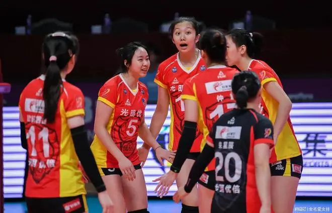 上海女排连胜仍有问题 范赖克状态下滑蔡斌未给新人机会